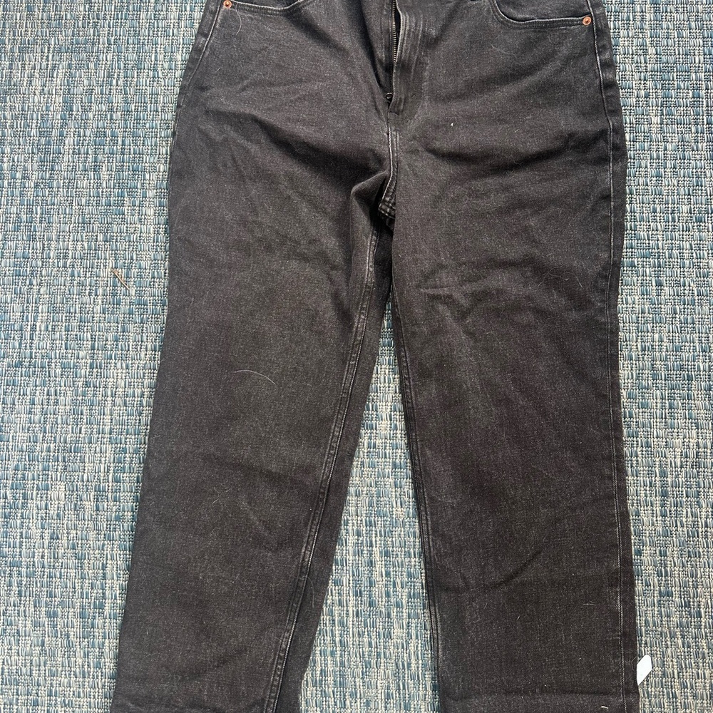 Classic Black Women's Jeans - Picture 3 of 3